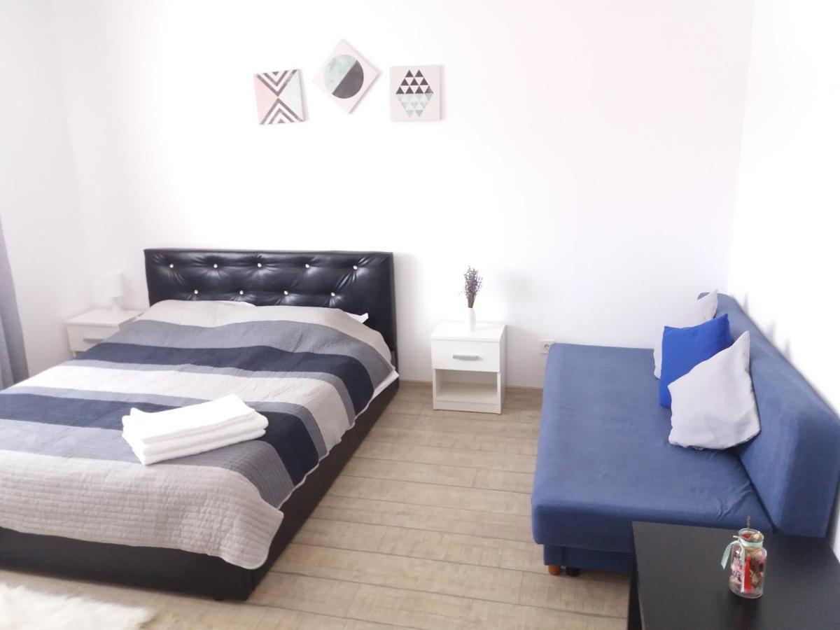 Cazare Apartament Rasnov Lägenhet Exteriör bild